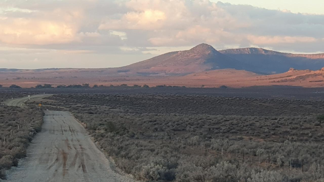 5-Day Coober Pedy To Adelaide Small Group 4Wd Eco Safari