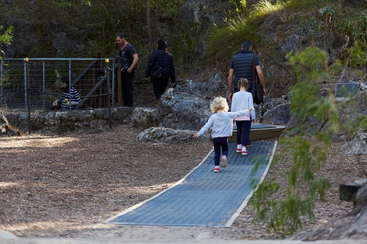 Ngilgi Cave Semi-Guided Show Cave Tour