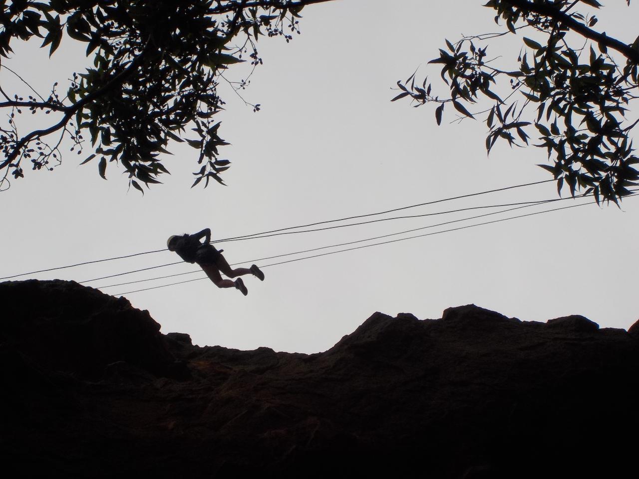 Yha Spectacular Half Day Abseiling Adventure - Blue Mountains