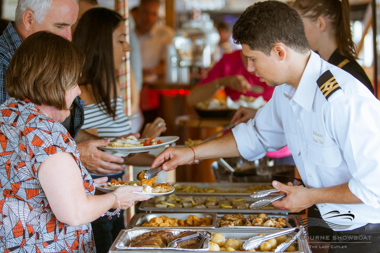 Champagne And Seafood Brunch Cruise