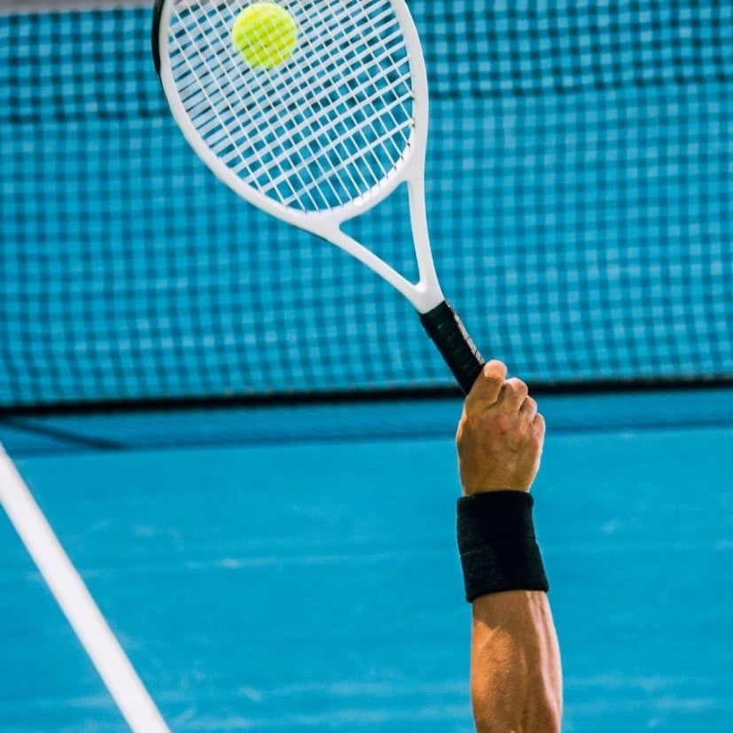 Ao 25 - Foodie Experience - 2 Tickets & Wine & Dine Gift Card