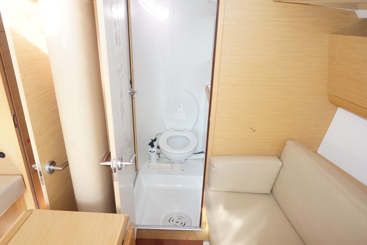 Skippered Charter - Beneteau First 40 'Iago'