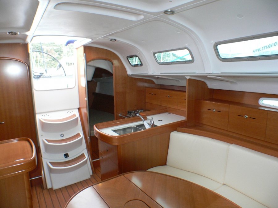 Bareboat Charter - Beneteau 40.7 'Soindika'