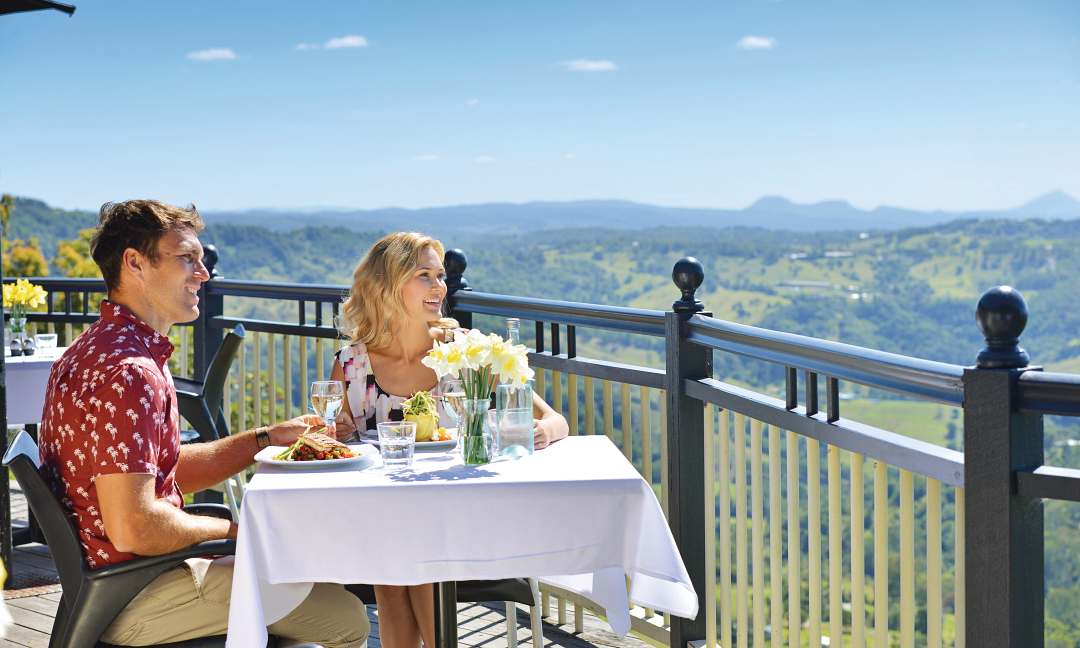 Montville Day Tour: Ginger Factory, Rainforest & Views