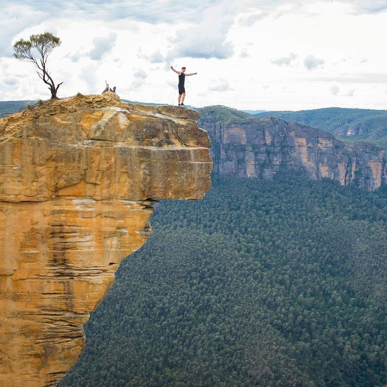 E- Bike (Electric) Guided Tour - Half Day - Hanging Rock - Blackheath