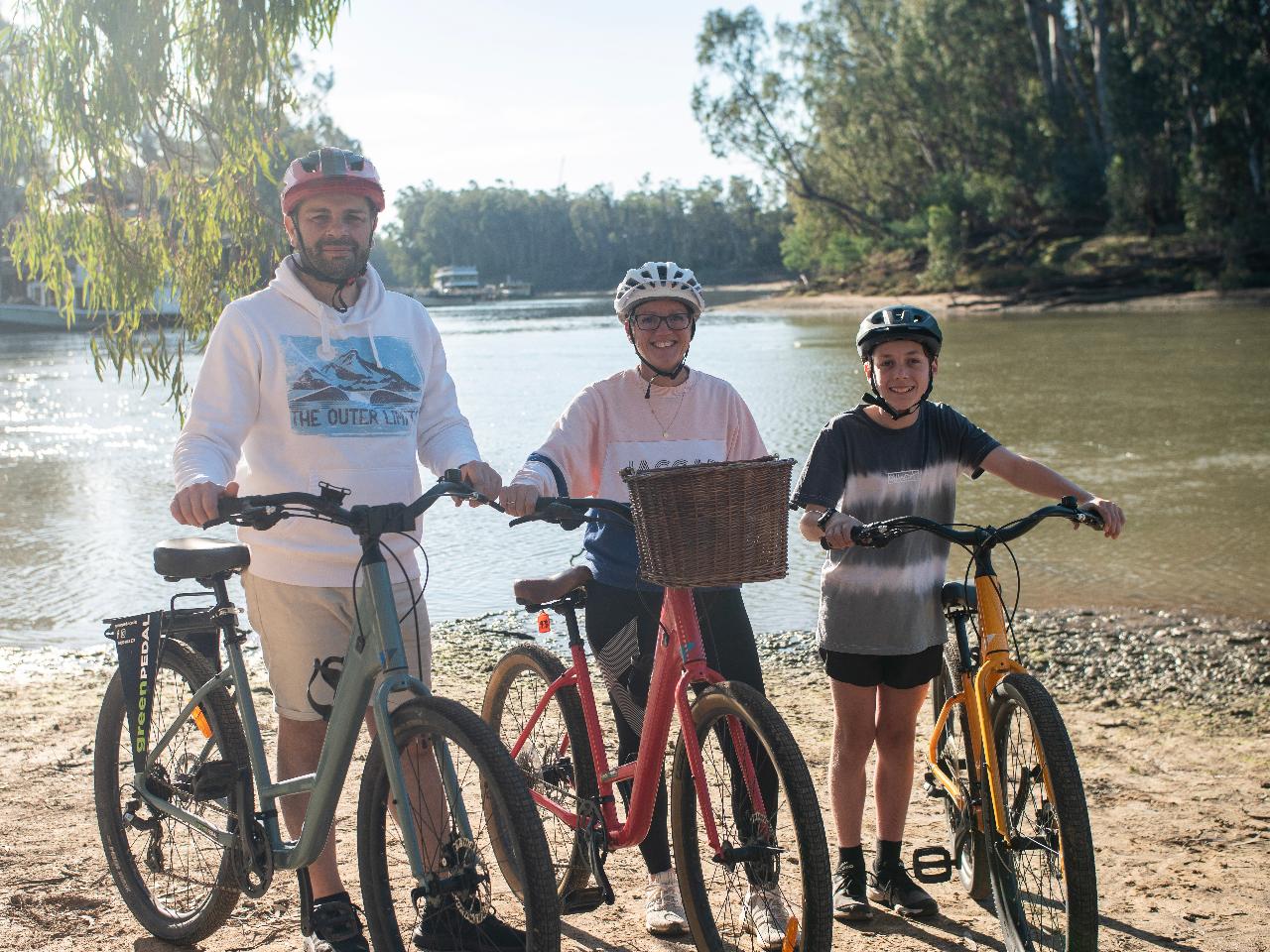 Echuca Scenic E-Bike Tour