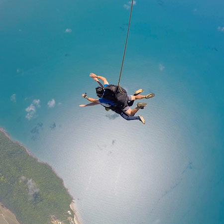 Cairns Tandem Skydive Up To 14,000Ft - Self Drive