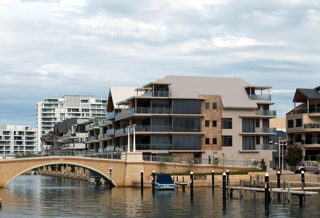 Mandurah Canals & Dolphin Watch Tour