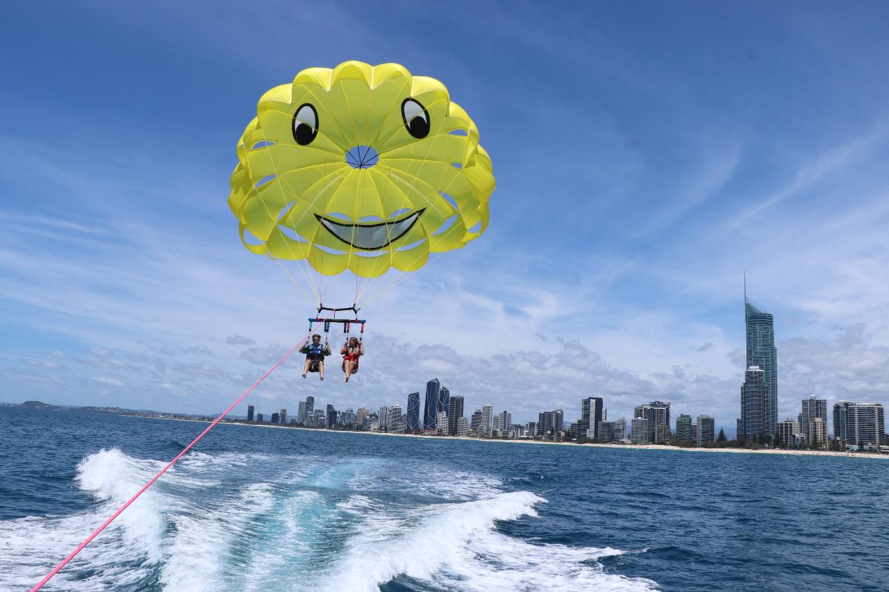 Tandem Parasail & 1.5 Hour Jetski Safari - For 2