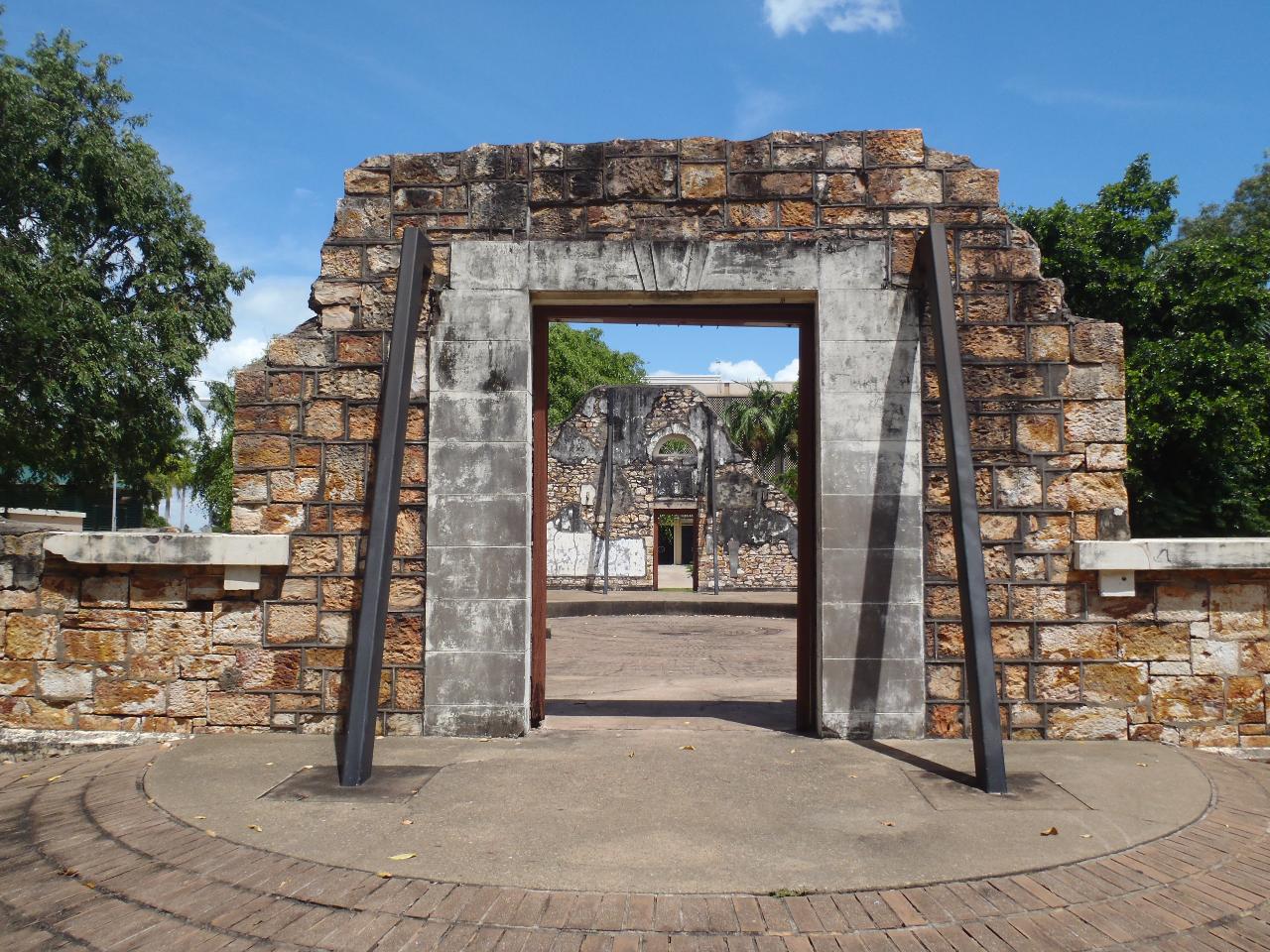 The Darwin History And Wartime Experience - Darwin City Sights Tour