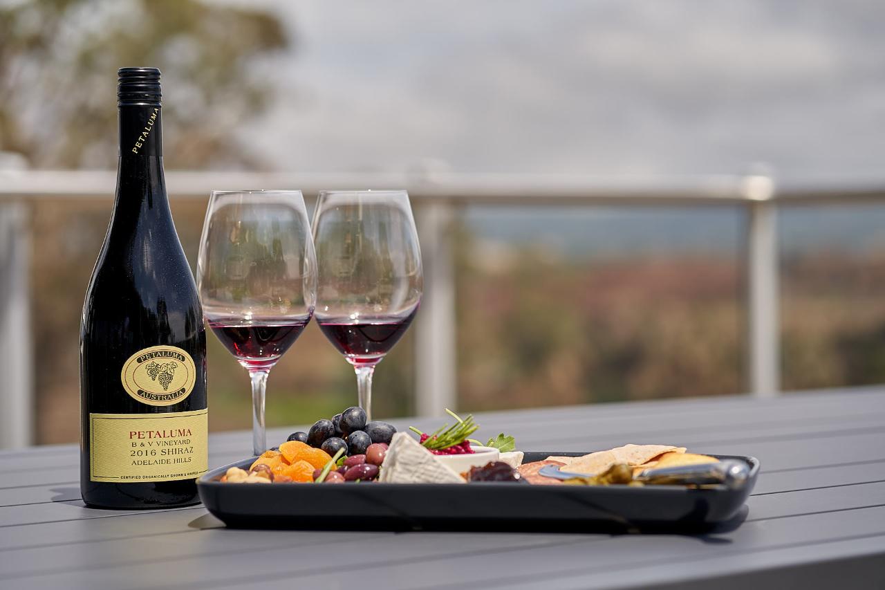 Yellow Label Distinguished Vineyards & Seasonal Platter Package