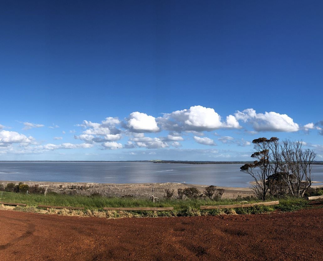 Colourful Lakes Of Wa Tour