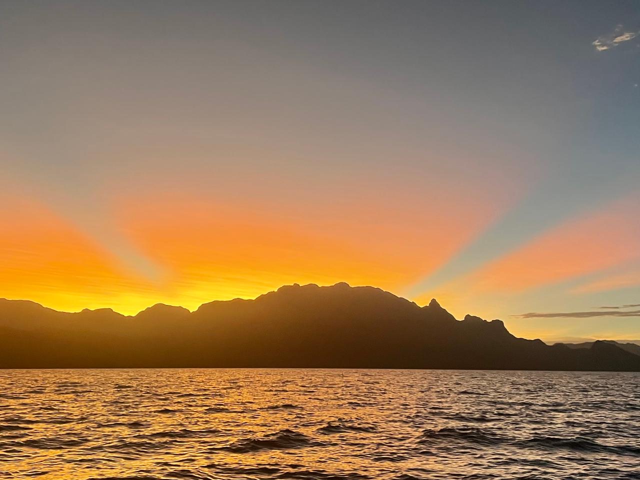 Sightseeing And Sunset Tour Hinchinbrook Island