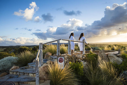 Autopia Tours: Peninsula Hot Springs Spa Entry + Shuttle Bus