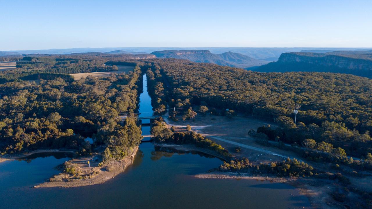 Southern Highlands Pub & Winery Tour