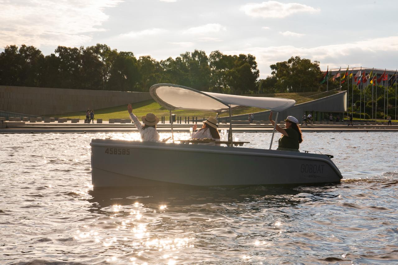 Goboat Canberra - 2 Hour Electric Picnic Boat Hire (Up To 8 People)