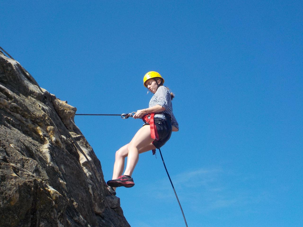 Spectacular Blue Mountains Half Day Abseiling Adventure