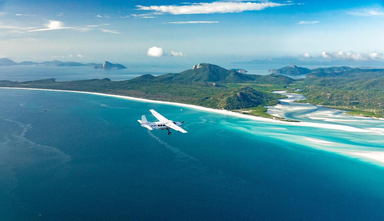 One Hour Scenic Flight Over Whitsundays