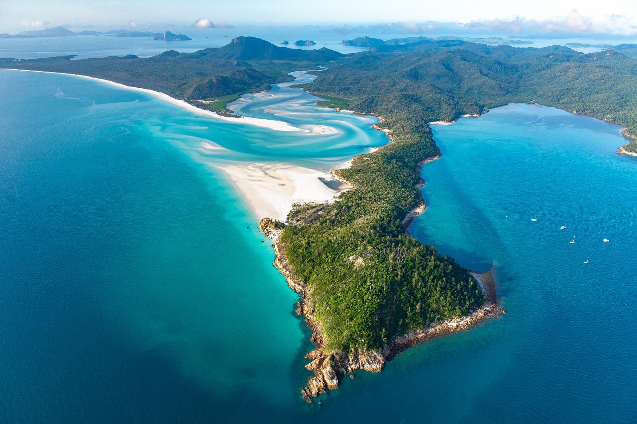 One Hour Scenic Flight Over Whitsundays