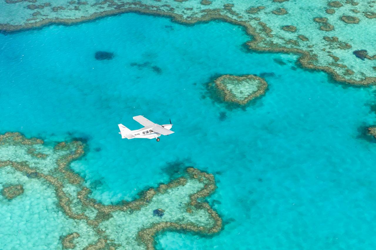 One Hour Scenic Flight Over Whitsundays