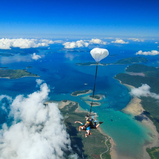 Weekend Airlie Beach Skydive Up To 15.000Ft