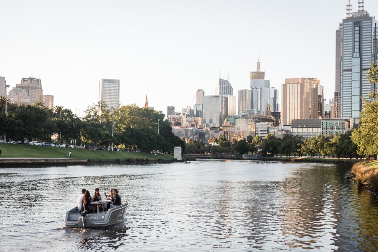 Goboat Melbourne - 1 Hour Electric Picnic Boat Hire (Up To 8 People)