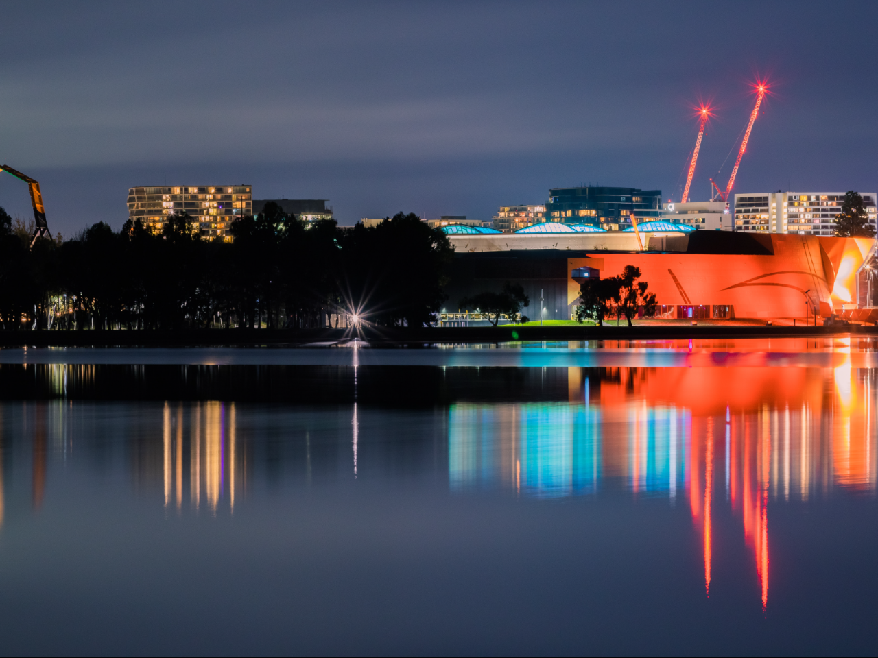 Highlights Of Canberra Tour