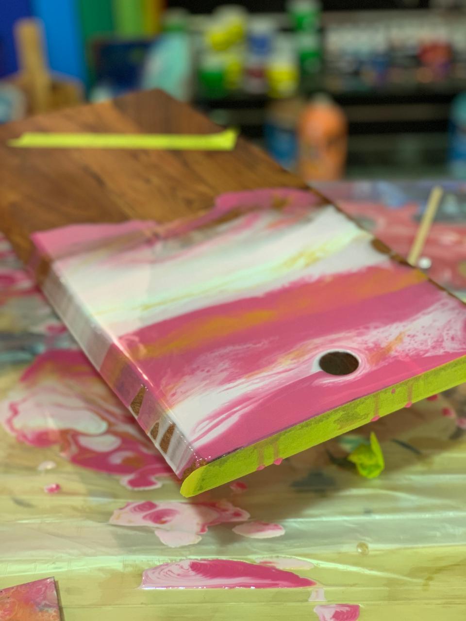 Create N Sip - Resin Art