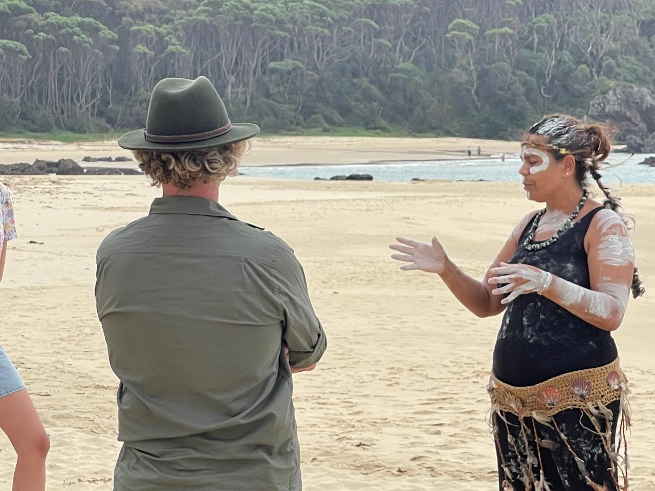 Walk On Country Tour In Mystery Bay With Gnarl Cutural Tours