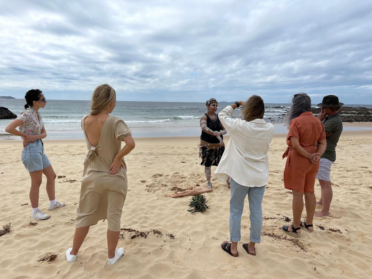 Walk On Country Tour In Mystery Bay With Gnarl Cutural Tours