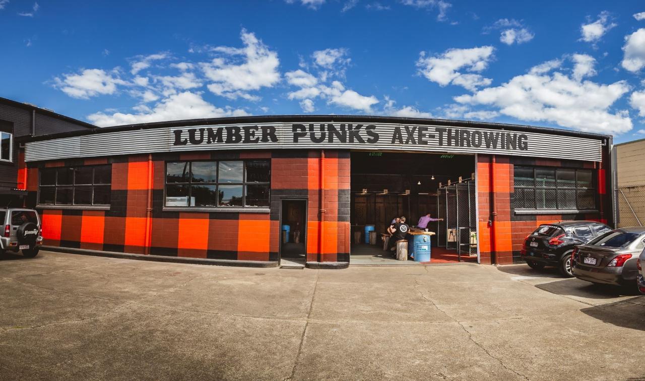 Lumber Punks - Axe Throwing & Beer - Brisbane