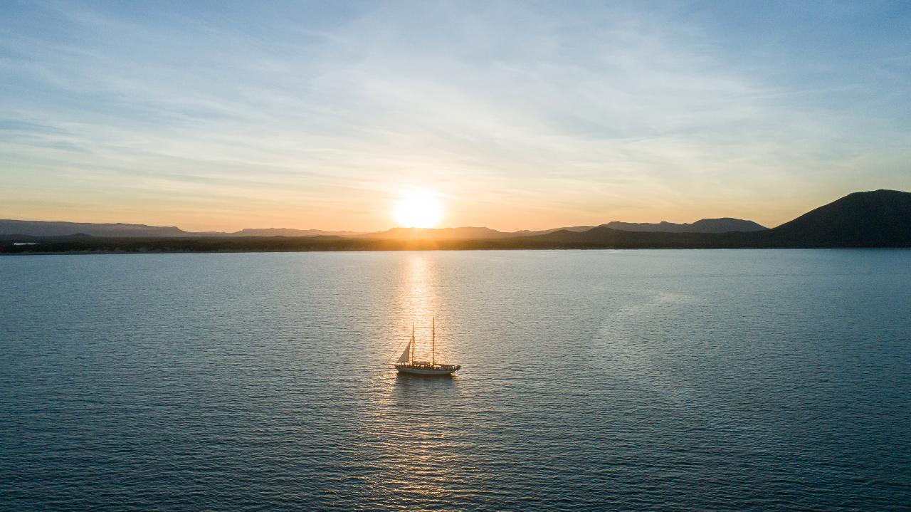 Tall Ship Sunset & Twilight Cruise