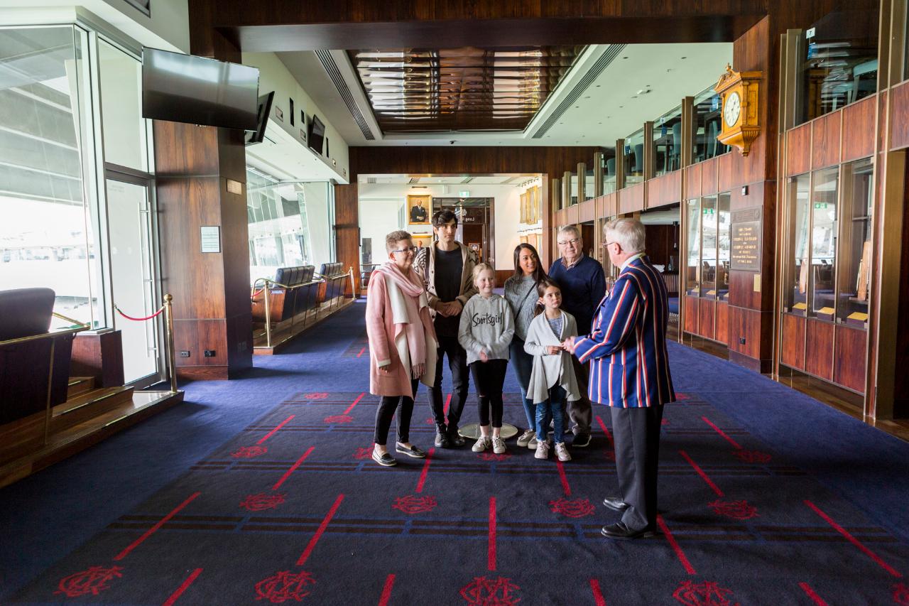 Melbourne Sports Lovers Morning Tour With Melbourne Cricket Ground