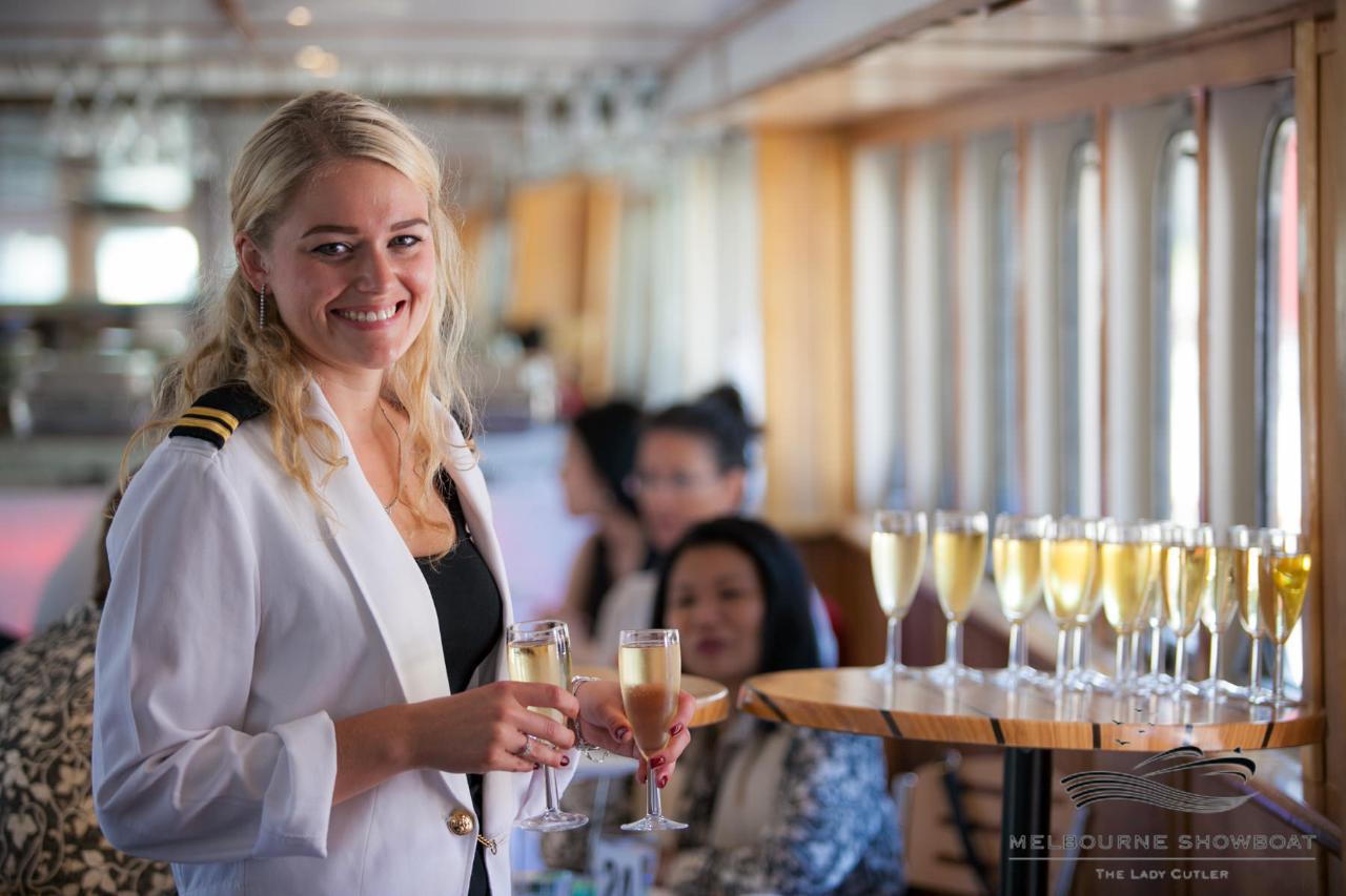 Champagne And Seafood Brunch Cruise