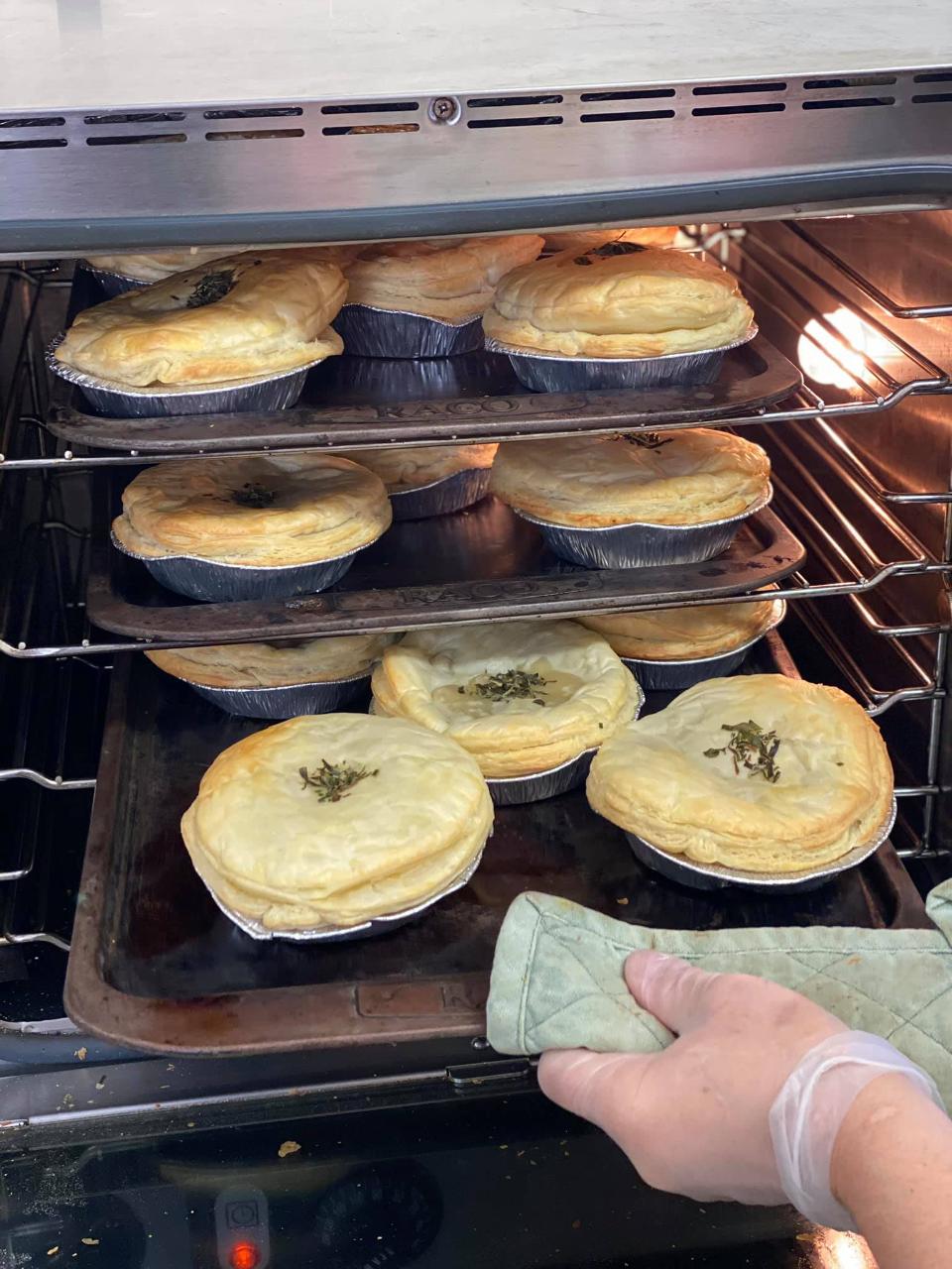 Stunning Wines And Romantic Views At Pindarie Wines