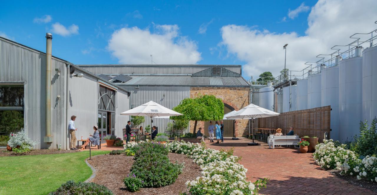 Group Wine Tastings At Shottesbrooke Vineyards