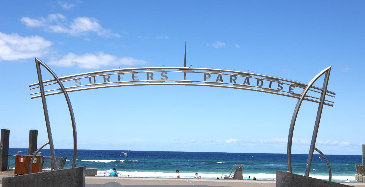 Barefoot To Black Tie - Gold Coast, 1 Day Tour Package