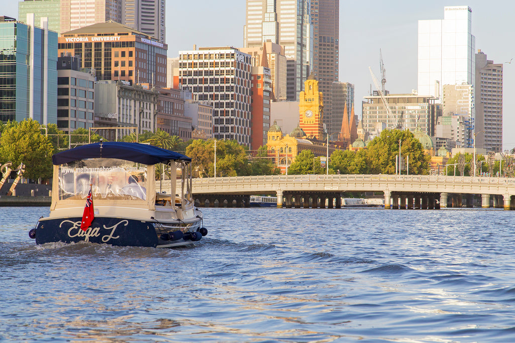 1.5Hr Yarra River Wine And Cheese Cruise For Up To 6 People - Departing Docklands