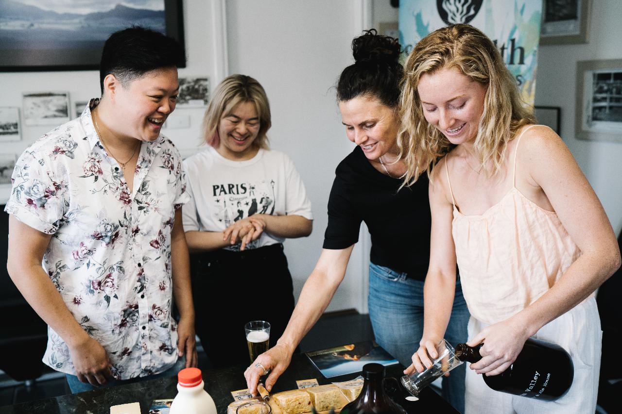 Small Group Tour - Welcome To Country - Two Worlds Cultural Tour - Full Day Tour