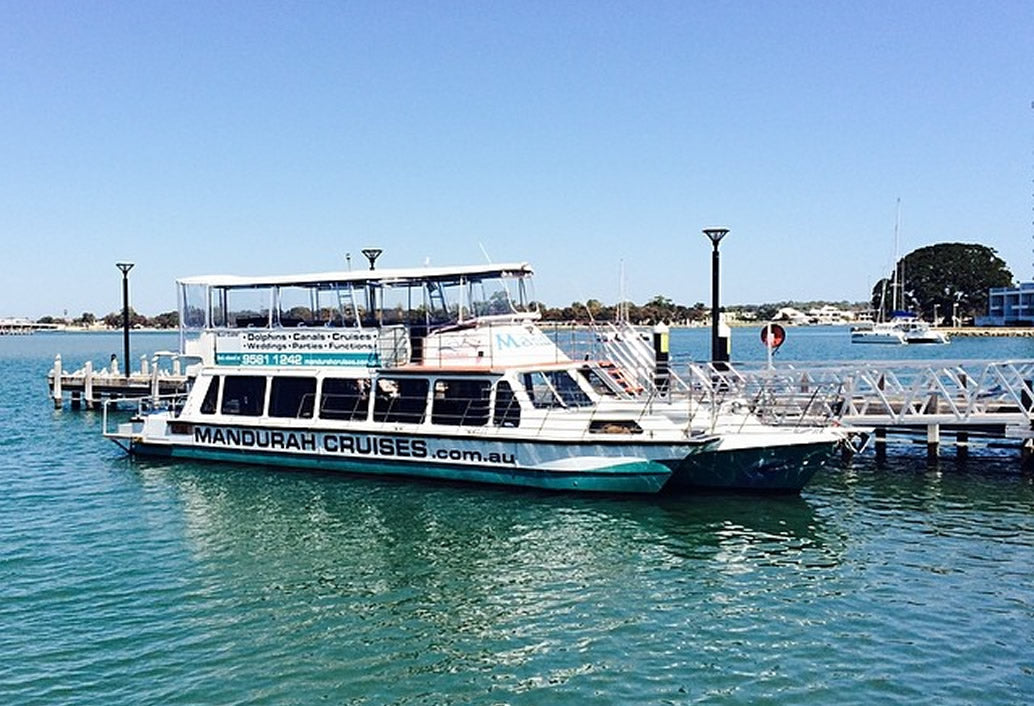 Mandurah Dolphins, Chocolate & Fremantle Tour