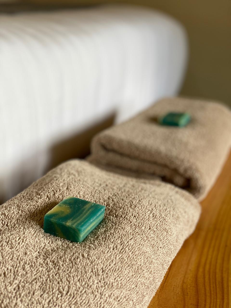 Cape To Cape Guided 'End To End' 8 Day Classic Package